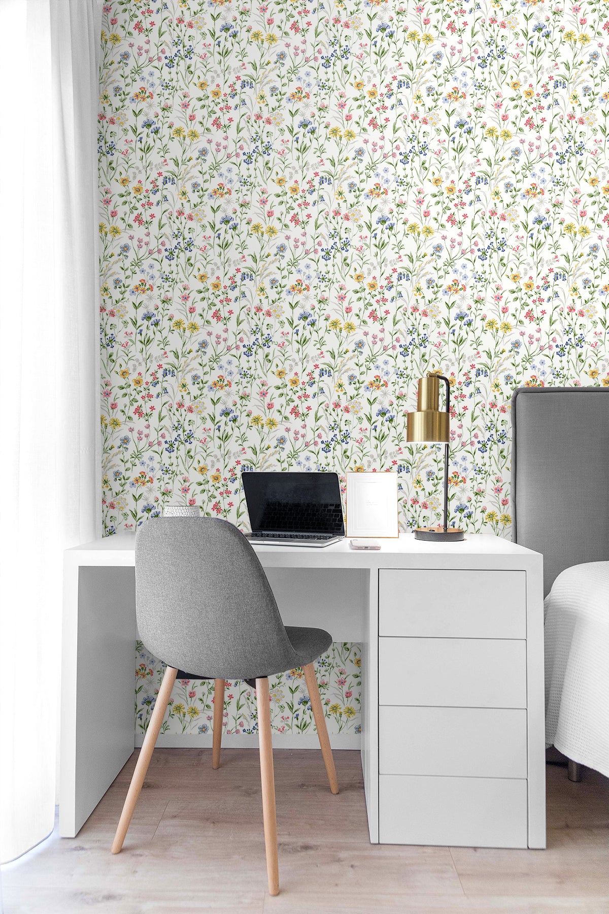 Wildflowers White and Multi by NextWall Peel & Stick Floral Wallpaper – NextWall NW41901