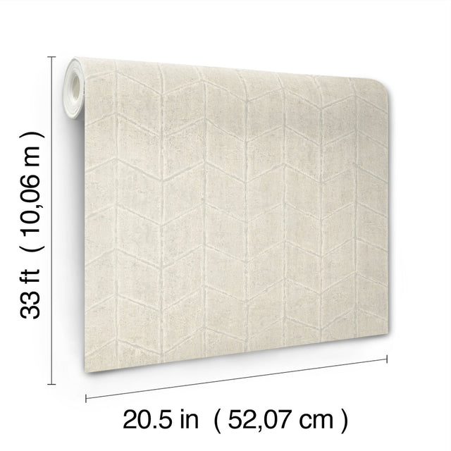 Flatiron Geometric Pearl Grey Wallpaper with Metallic Chevron Pattern - York OI0644