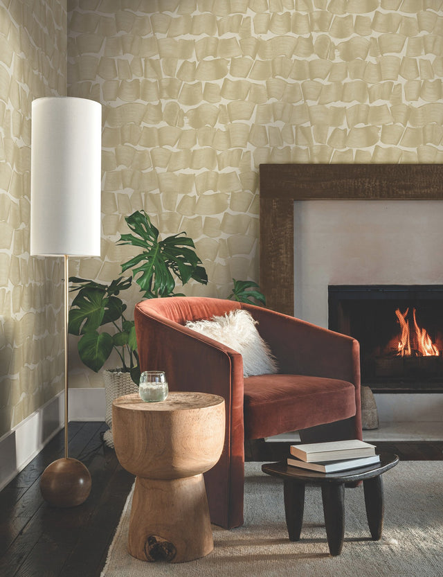 Brushed Ink Gold Wallpaper with Abstract Brushstroke Pattern - York OI0652