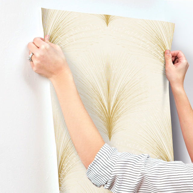 Papyrus Plume Beige Botanical Metallic Wallpaper - York OI0681