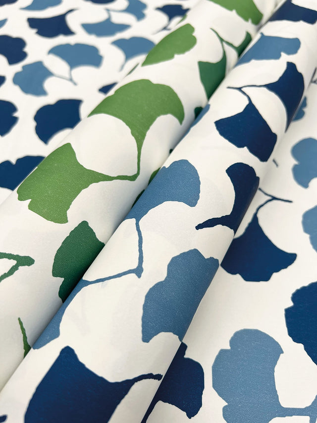 Forest Glade Forest Green Peel & Stick Wallpaper with Botanical Ginkgo Leaf Pattern - York PSW1389RL