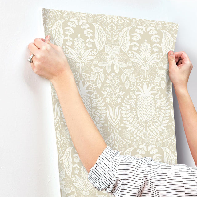 Pineapple Damask Linen Wallpaper with Traditional Novelty Pineapple Trellis Pattern - York RF7485