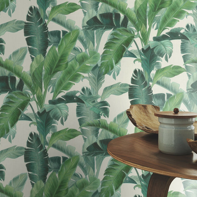 Orissa Green Palm Frond Wallpaper with Textured Botanical Leaf Pattern - Rasch RH536683
