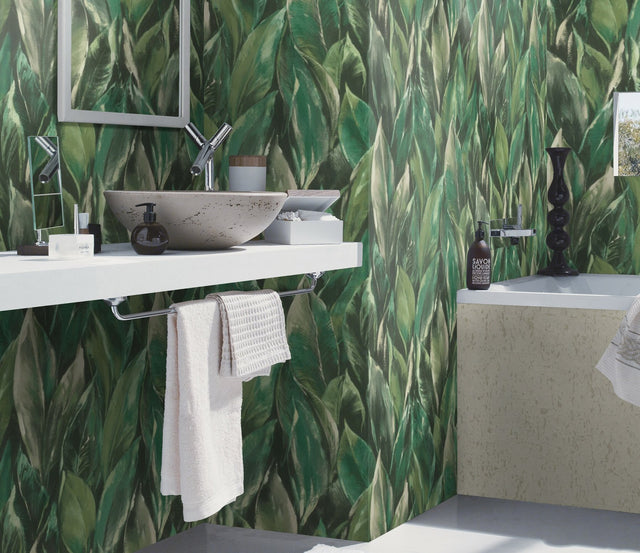 Maclayi Green Banana Leaf Wallpaper with Botanical Bohemian Pattern - Rasch RH537345