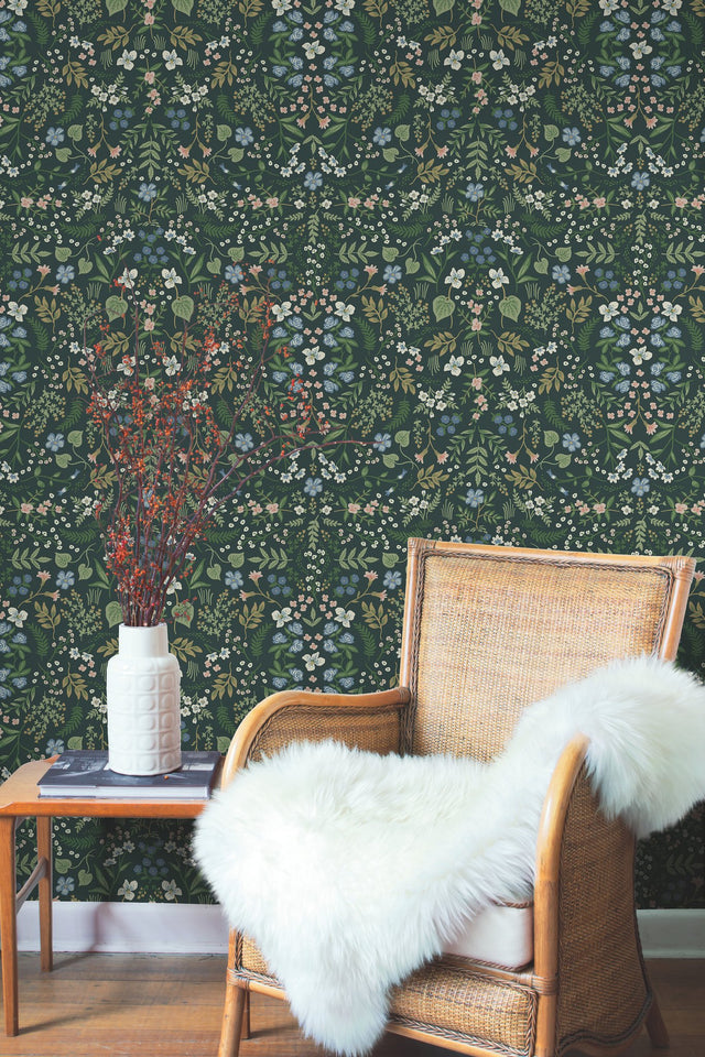 Wildwood Hunter Green Wallpaper with Botanical Floral Pattern, Matte Non-Woven Style - York RI5156