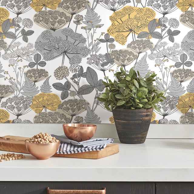Niittypolku Grey Peel & Stick Wallpaper with Botanical Floral Pattern, Modern Style - York RMK11535RL