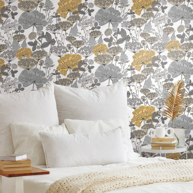 Niittypolku Grey Peel & Stick Wallpaper with Botanical Floral Pattern, Modern Style - York RMK11535RL