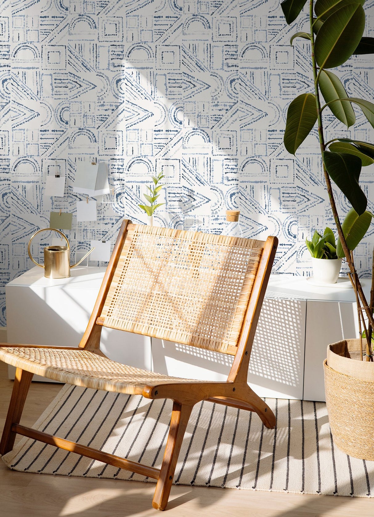 Brisbane Blue Peel & Stick Wallpaper with Shibori Geometric Graphics - York RMK12718PLW