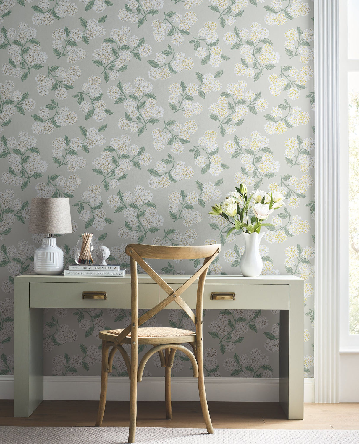 Hydrangea Beige Wallpaper with Floral Hydrangea Motif - York RP7394