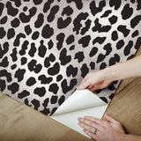 RuLeopard Black Peel & Stick Wallpaper with Modern Novelty Leopard Pattern - RPS6150