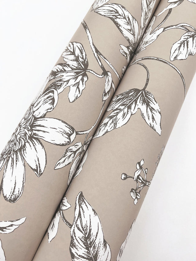Passion Flower Toile Linen Wallpaper with Traditional Toile Pattern - York RT7852