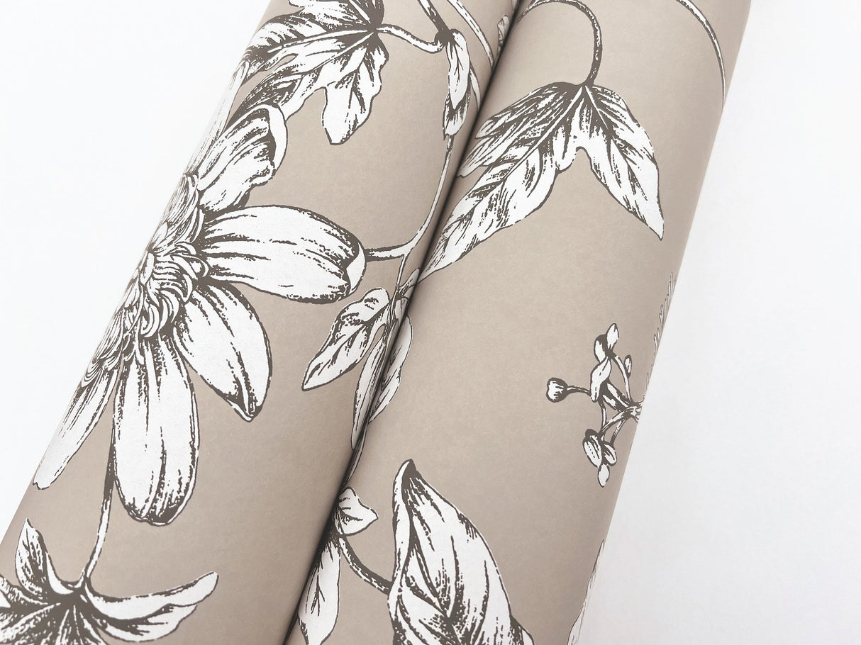 Passion Flower Toile Linen Wallpaper with Traditional Toile Pattern - York RT7852