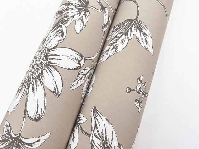 Passion Flower Toile Linen Wallpaper with Traditional Toile Pattern - York RT7852