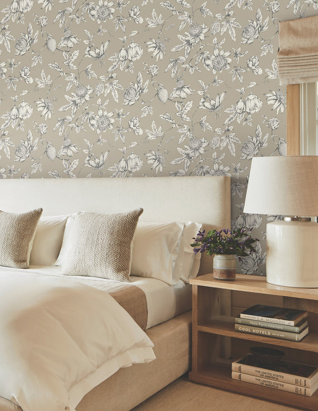 Passion Flower Toile Linen Wallpaper with Traditional Toile Pattern - York RT7852