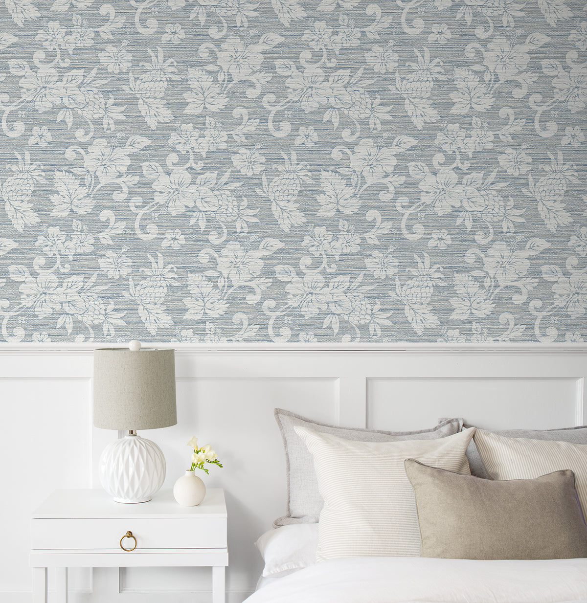 Juno Island Floral Fantasy Blue by Summer House Floral Vinyl Wallpaper – Seabrook Designs SC20812