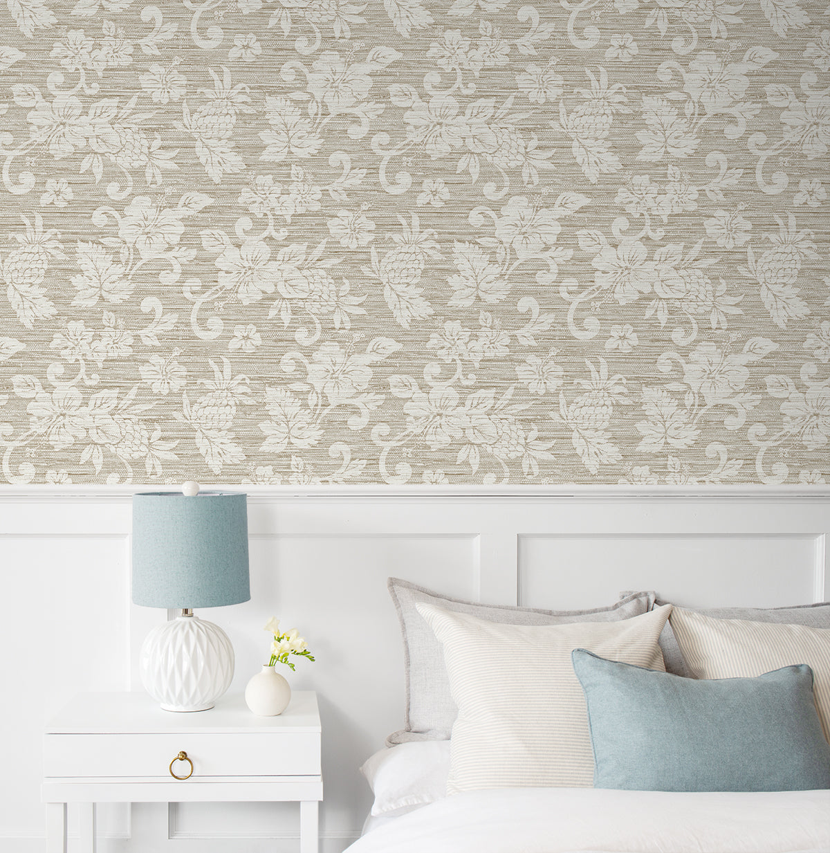 Juno Island Floral Balanced Beige by Summer House Coastal Floral Vinyl Wallpaper – Seabrook Designs SC20815