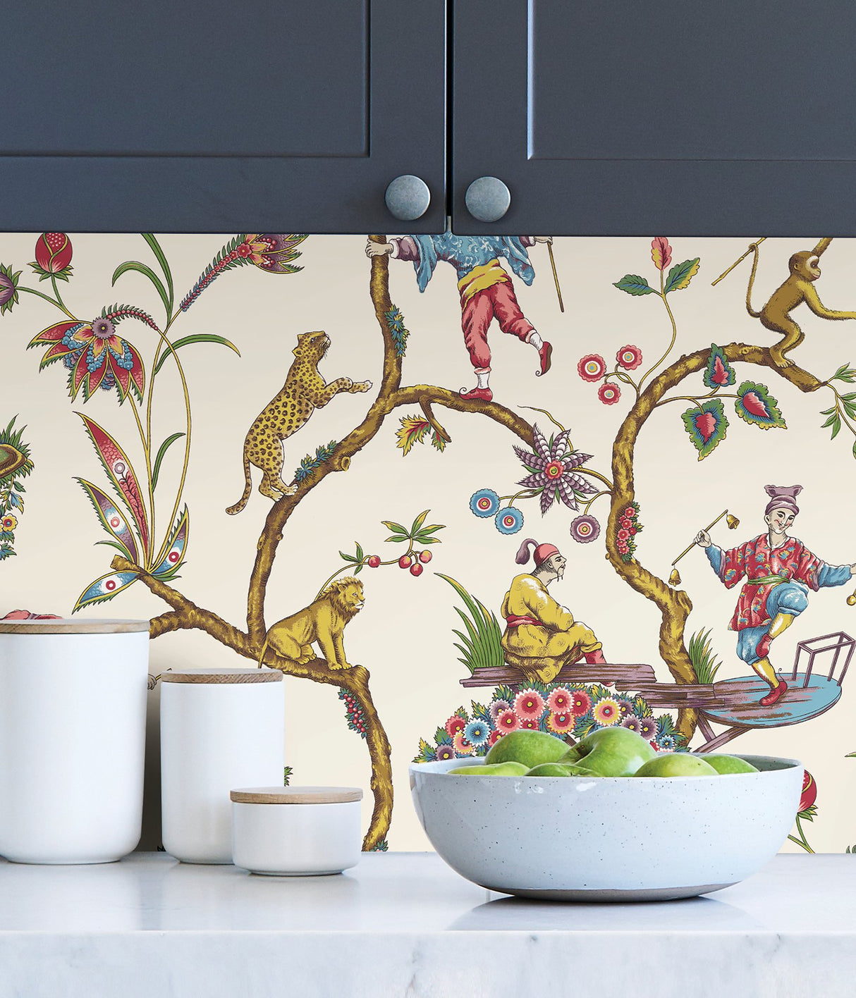 White Chinoise Exotique Scalamandre Self Adhesive Wallpaper with Chinoiserie Botanical Feature Wall Pattern - SCS3843