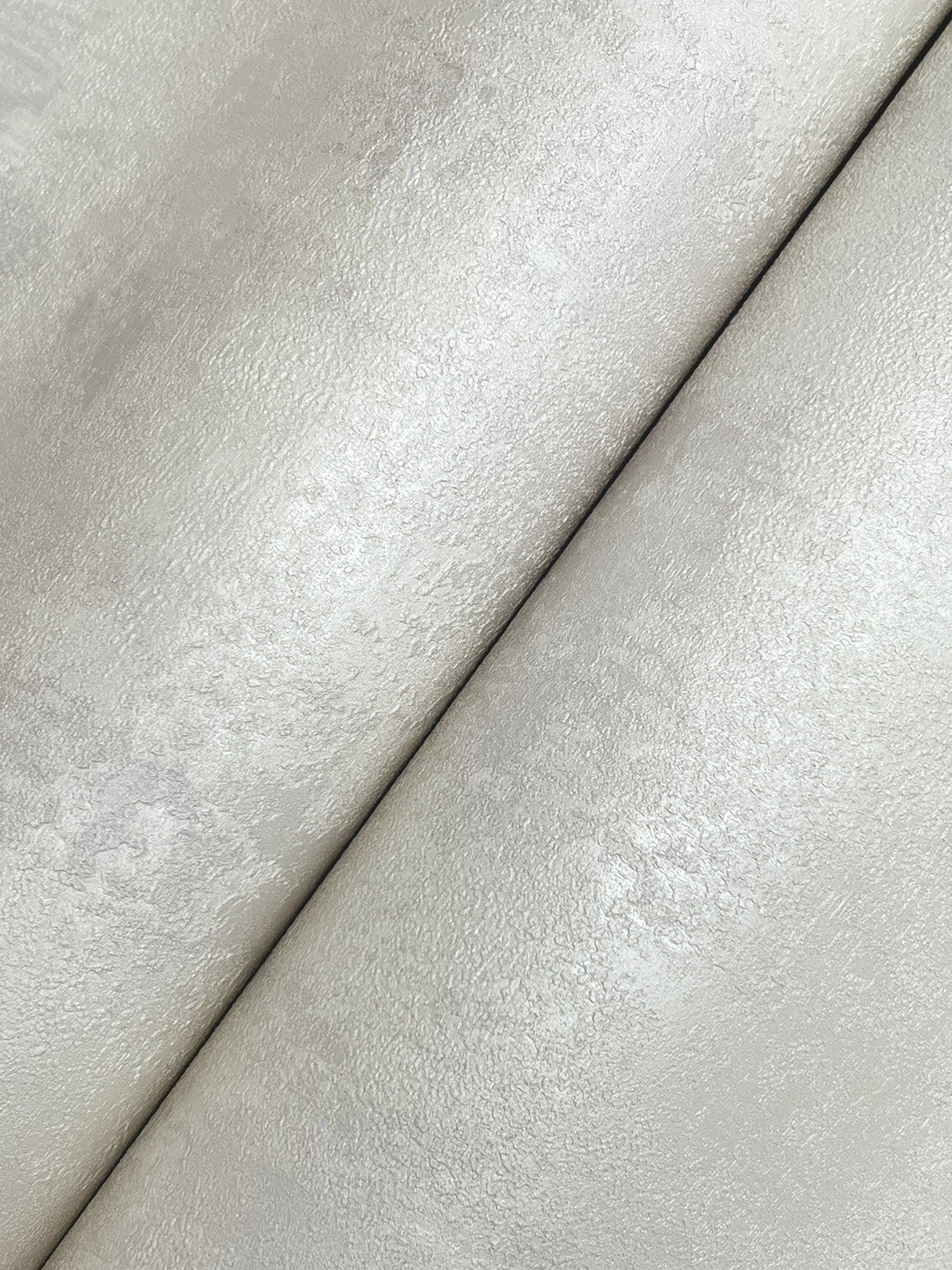 Italian Plaster Fog by York Wallcoverings Textured Vinyl Wallpaper – York Wallcoverings SI18563