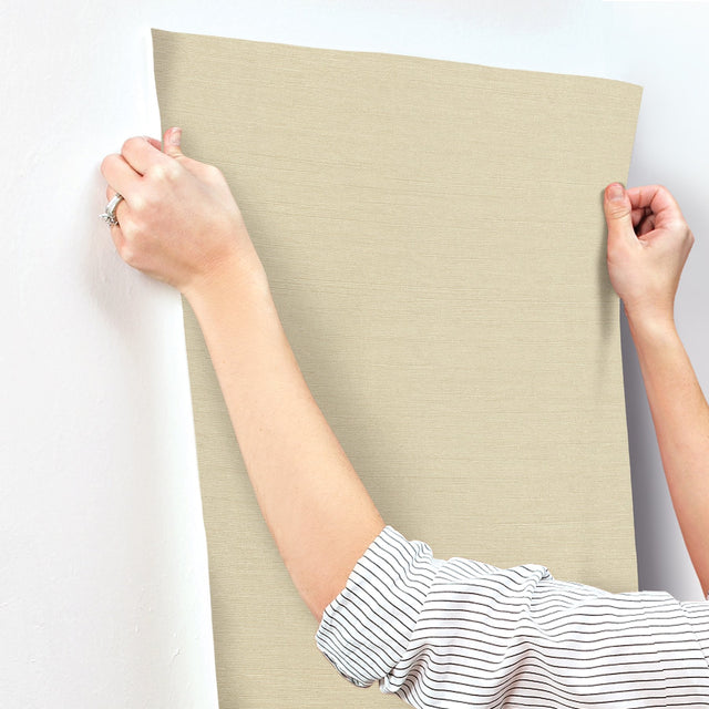 Shimmering Linen Cream Wallpaper with Textured Linen Pattern - York SI24371