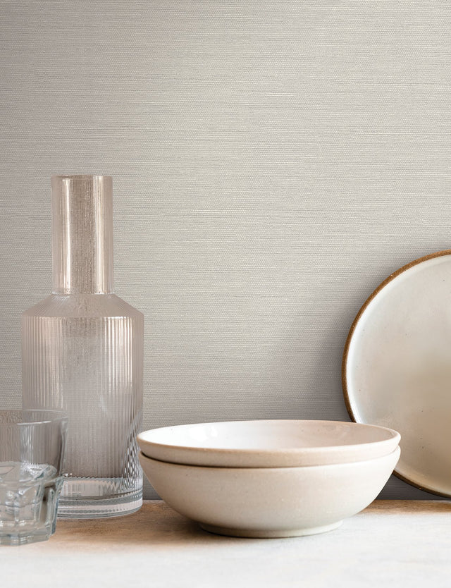 Shimmering Linen Ivory Wallpaper with Textured Linen Pattern, Transitional Style - York SI24373