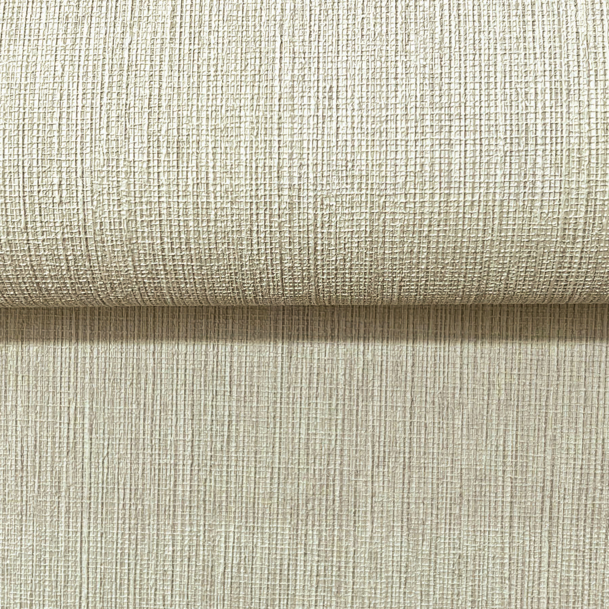 Lilah Wheat by York Wallcoverings Woven Faux Grasscloth Vinyl Wallpaper – York Wallcoverings SI25771