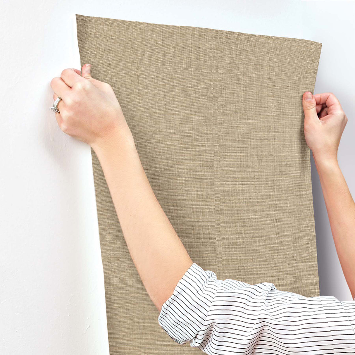 Lotus Silk Hazelnut by York Wallcoverings Vinyl on Non Woven Wallpaper – York Wallcoverings SI25876