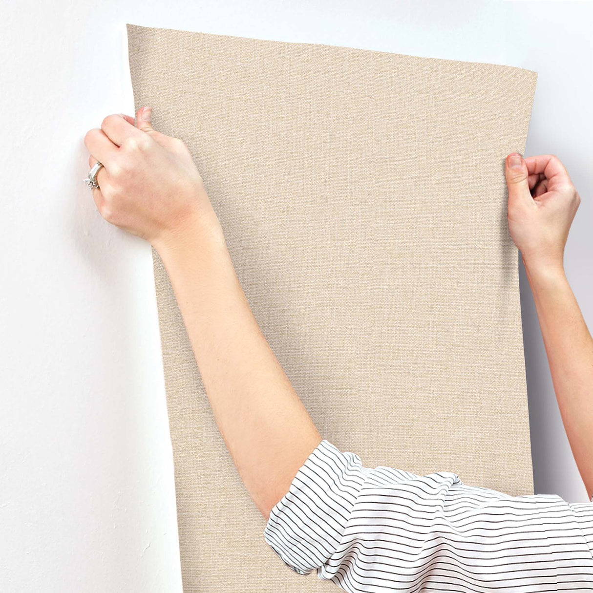 Loom Wheat by York Wallcoverings Weave Texture Wallpaper – York Wallcoverings SI26145