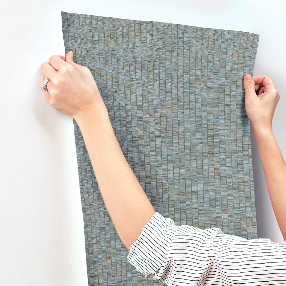 Lemuria Blue by York Wallcoverings Striped Vinyl Wallpaper – York Wallcoverings SI6576