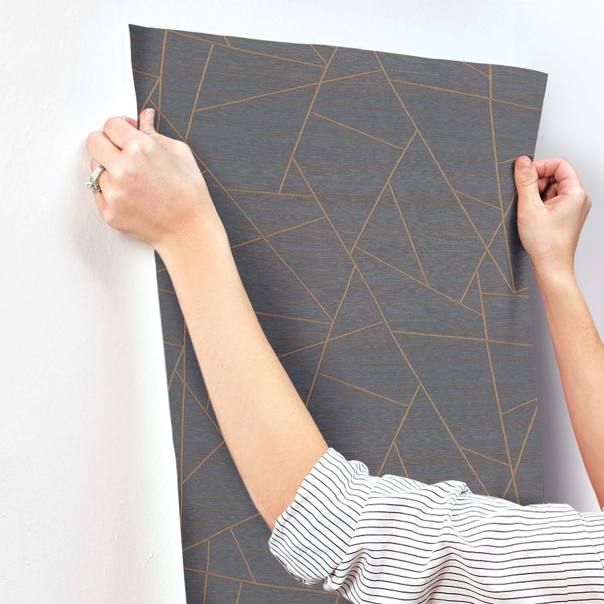 Lisle Sapphire by York Wallcoverings Geometric Vinyl Wallpaper – York Wallcoverings SI6820