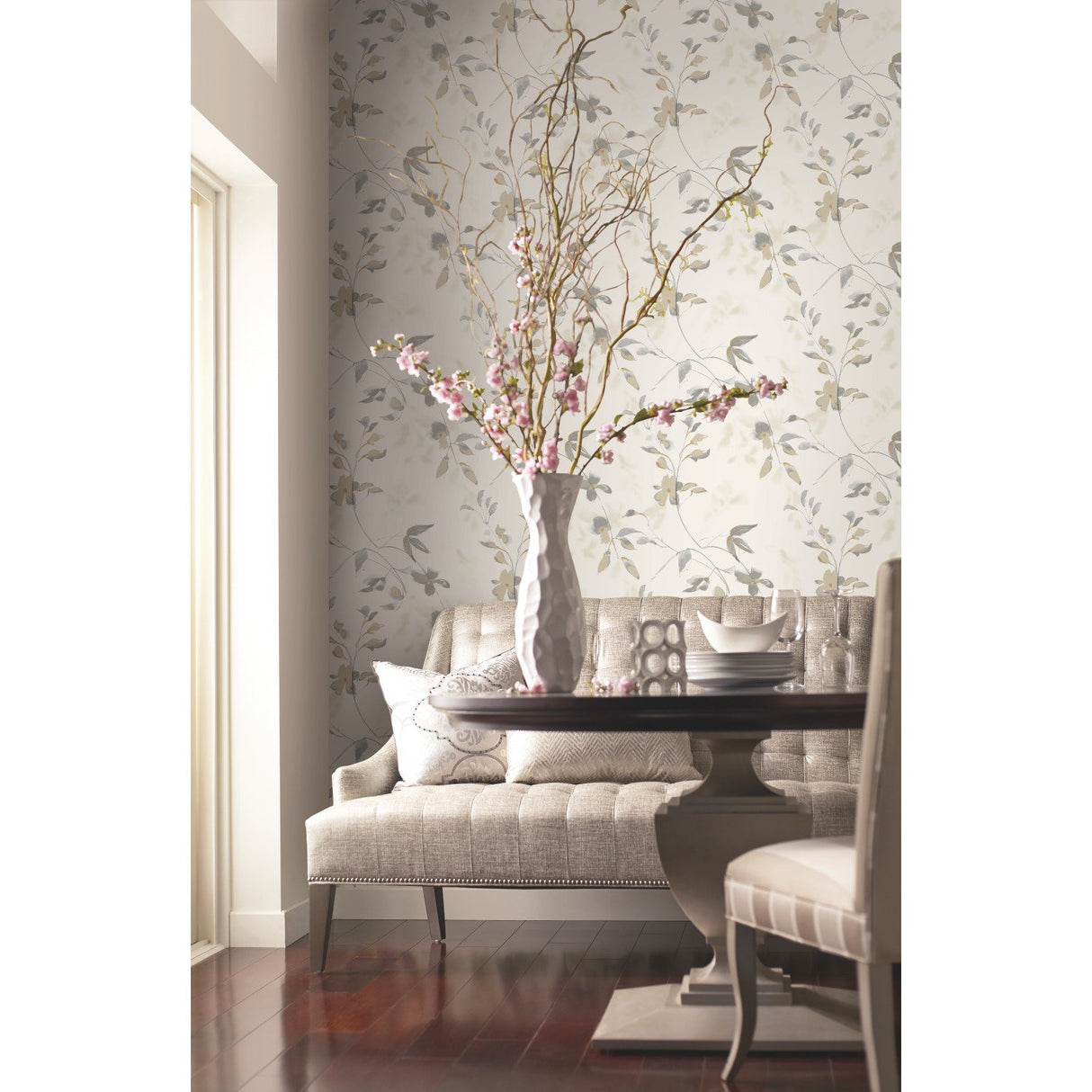 Linden Flower Tan Wallpaper with Watercolor Floral Motif - York SO2444