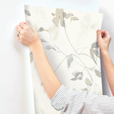 Linden Flower Tan Wallpaper with Watercolor Floral Motif - York SO2444