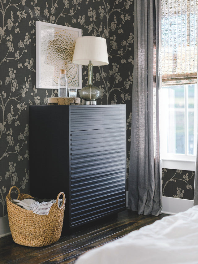 Dahlia Trail Black & Taupe Wallpaper with Botanical Sure Strip Design - York SS2502