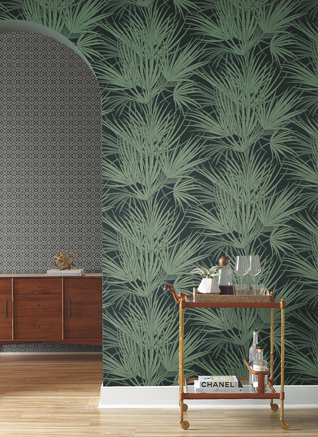 Palmetto Black & Green Wallpaper with Bohemian Tropical Palm Leaf Motif - York SS2542