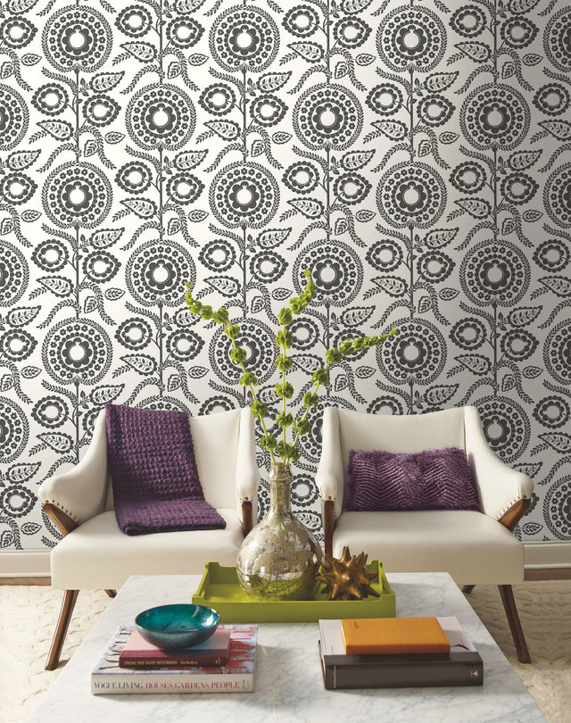 Pomegranate Bloom Black & White Wallpaper with Botanical Modern Motif - York SS2583