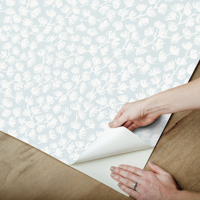 Sea Fern Blue Mist Peel & Stick Wallpaper with Coastal Botanical Leaves Pattern - NuWallpaper SSS6307