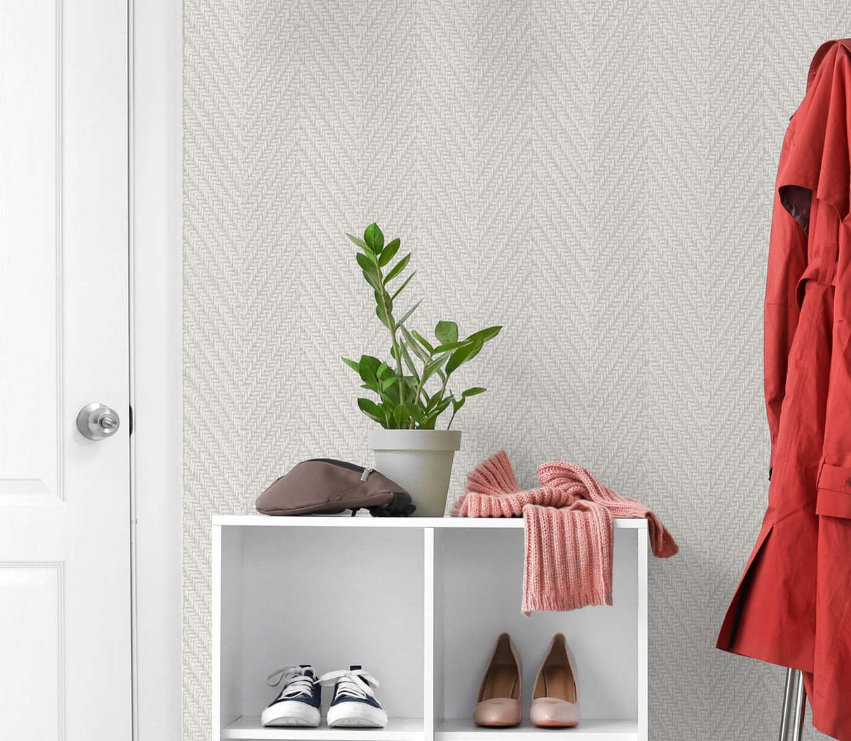 Throw Knit Clean Wool by Tedlar Textures Chevron Vinyl Wallpaper – DuPont TG60207