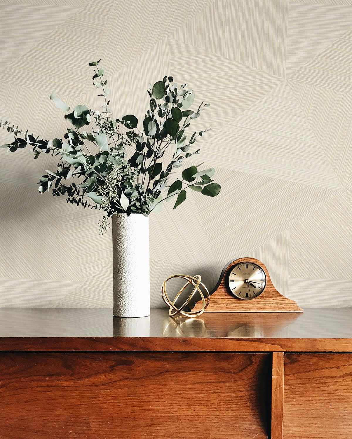 Middleton Sugar by Fibers and Threads Geometric Vinyl Wallpaper – Seabrook Designs TH92510