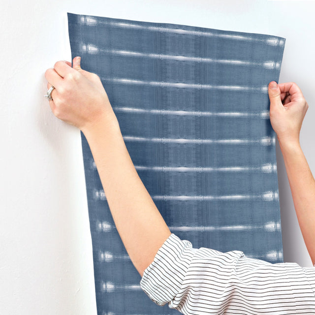 Resound Indigo Wallpaper with Modern Striped Watercolor Motif - York UD2515N