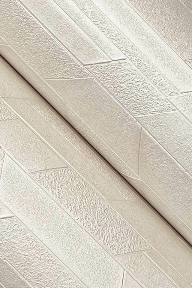 Verge Porcelain Wallpaper with Pearl Effect Modern Striped Texture - York UD2589N