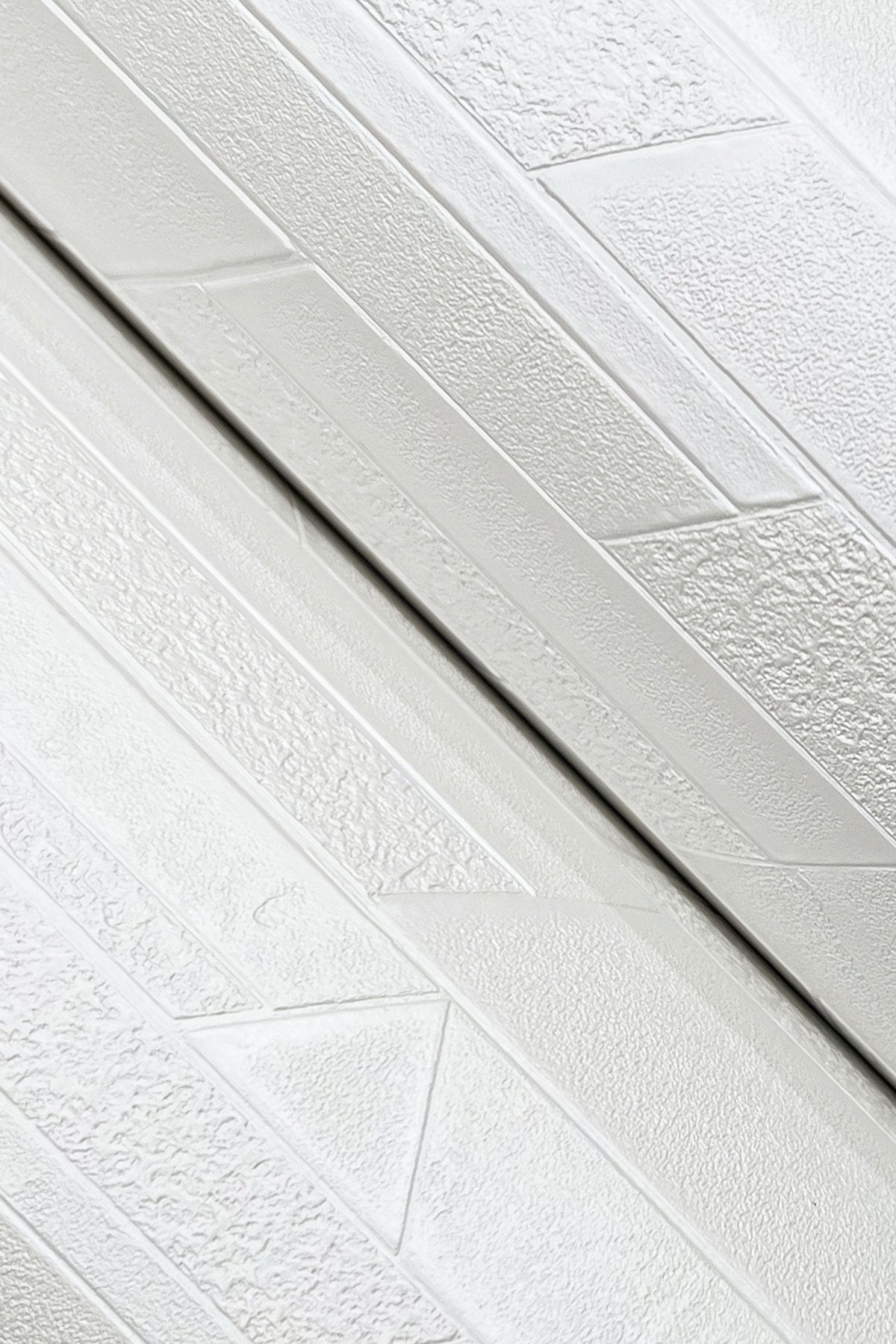 Verge Alabaster Wallpaper with Modern Striped Geometric Texture - York UD2591N