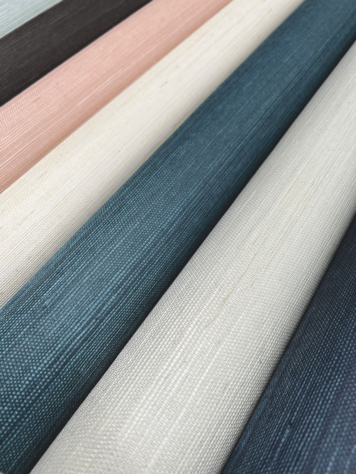 Plain Grass Sisal Grasscloth Navy Wallpaper with Solid Woven Texture - York VG4405