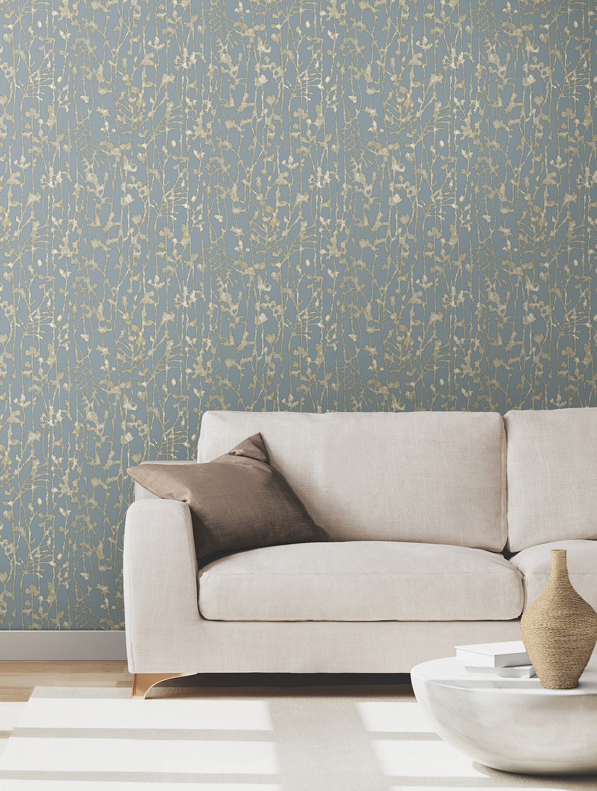 Filigree Light Blue by Ronald Redding Abstract Wallpaper – York Designer Series VR1557