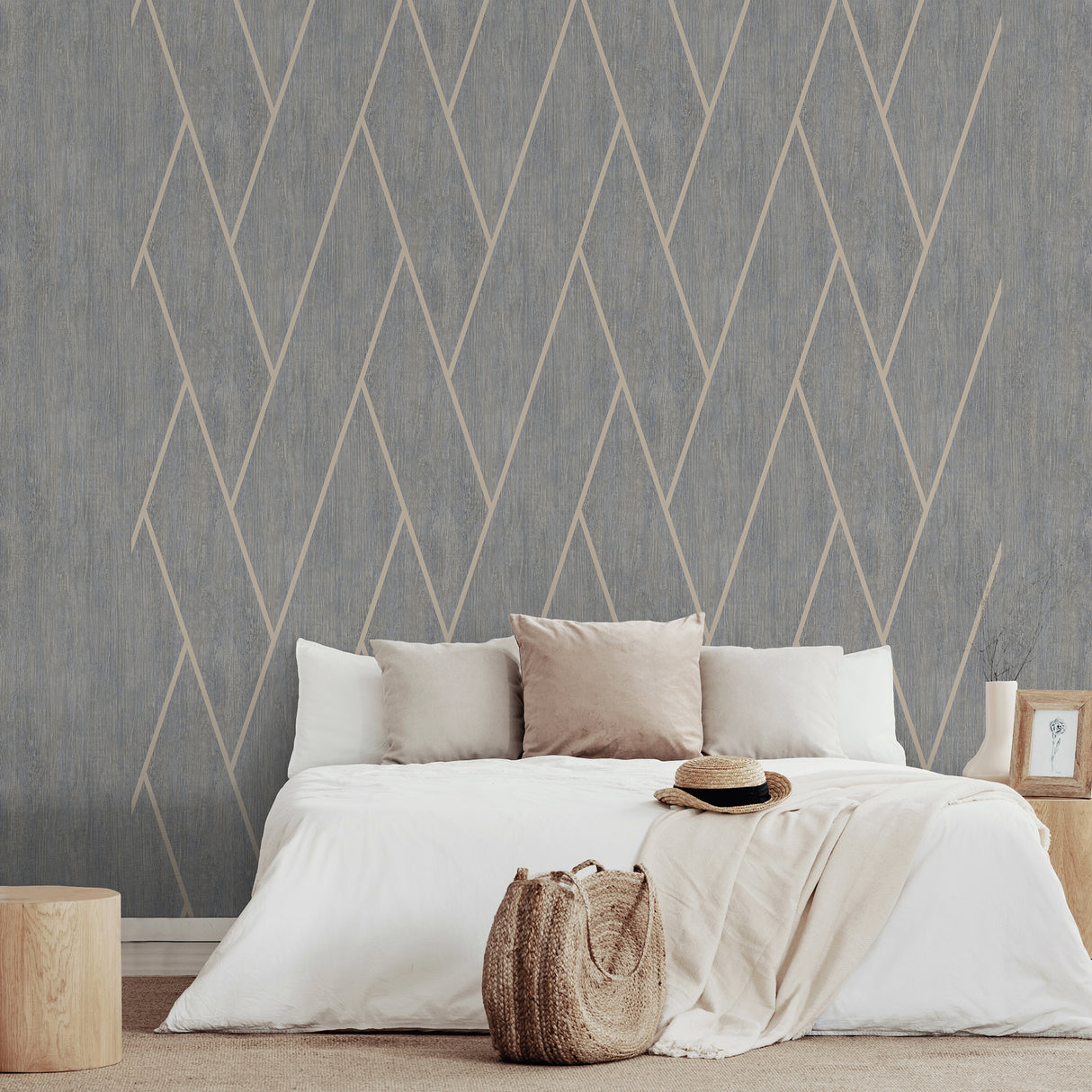 Wood Texture Chevron Blue Gray by Veer Decor Geometric Textured Wallpaper – VRBR09-757