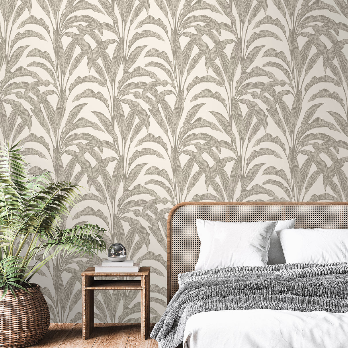 Luxe Tropical Palm Beige and Cream by Veer Decor Botanical Wallpaper – Veer Decor VRNO07-916