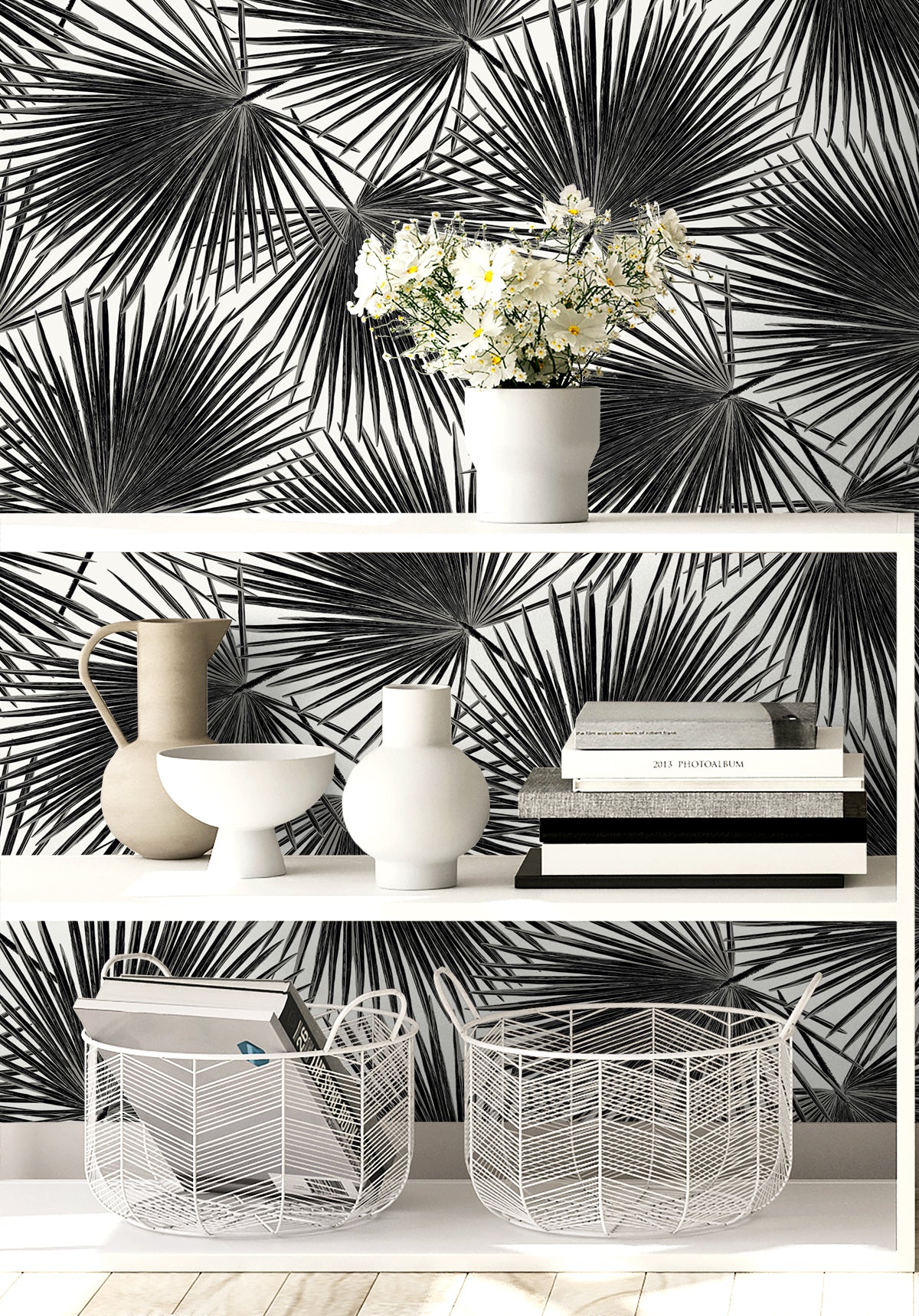 Elvis Palms Inky by Piano Botanical Wallpaper – Seabrook Designs WH41500
