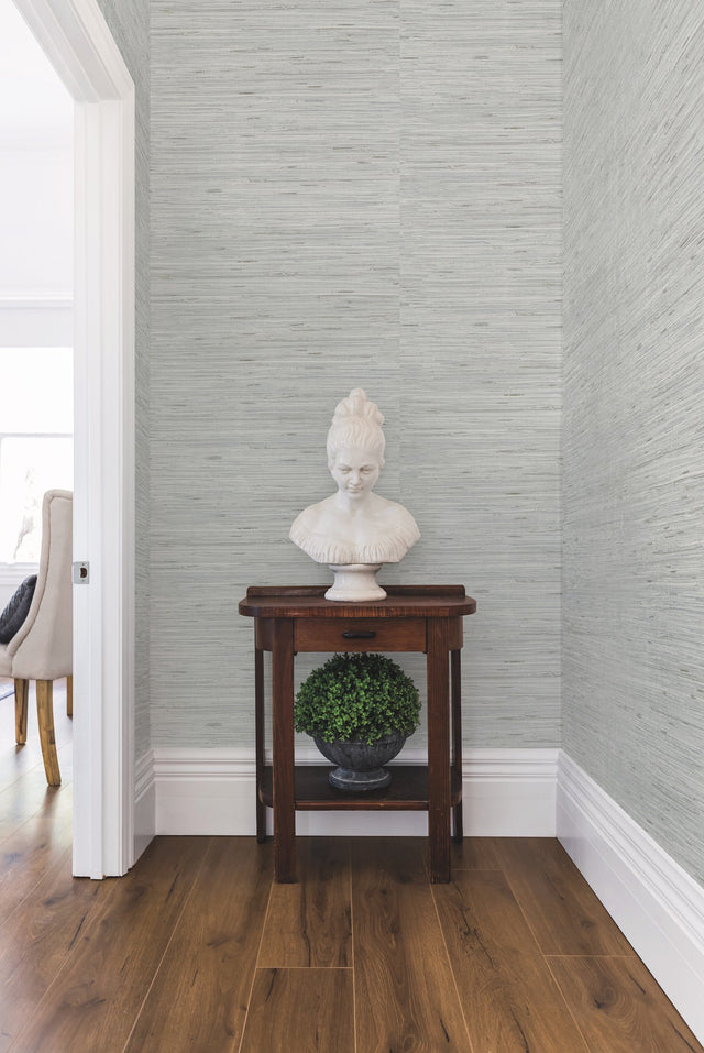 Lustrous Grasscloth Silver Wallpaper with Textured Faux Grasscloth Effect - York Y6201602