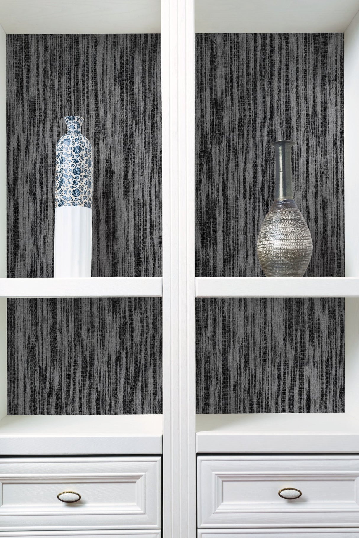 Seagrass Black & Silver Wallpaper with Faux Grasscloth Vertical Striation - York Y6201801