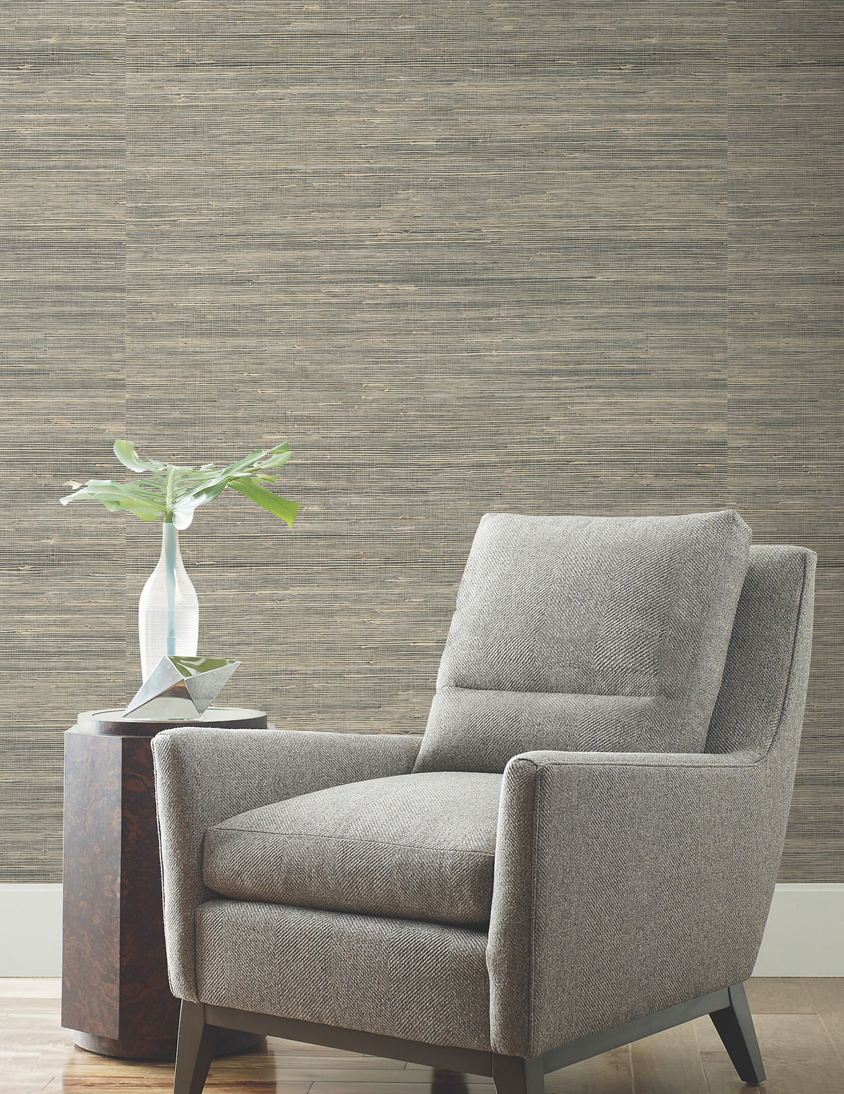 Horizontal Jute Black / Natural by Ronald Redding Grasscloth Wallpaper – York Designer Series YGL7075