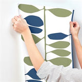 Sculpted Vines Alpine & Ultramarine by York Wallcoverings Botanical Wallpaper – York Wallcoverings ZM2801