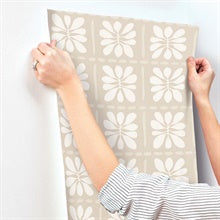 Mimosa Fleur Nude by York Wallcoverings Abstract Floral Wallpaper – York Wallcoverings ZM2808